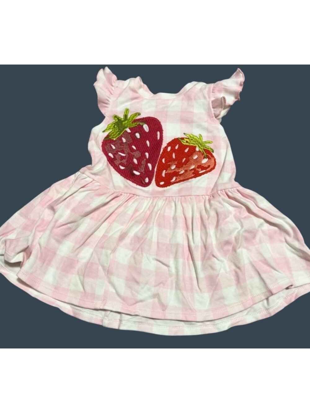 Mud Pie 12-18m NWOT pink gingham Strawberry applique dress flutter sleeves